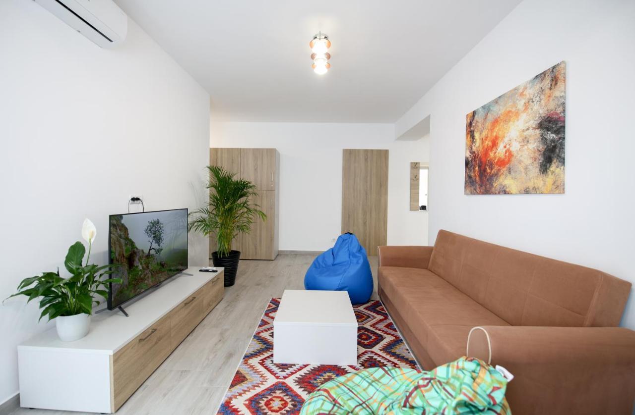 Vitan Central Oasis - Moon --Free Parking--Self Check-In-- Boekarest Buitenkant foto