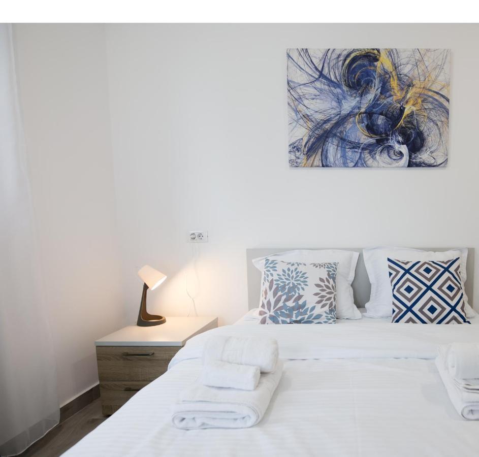 Vitan Central Oasis - Moon --Free Parking--Self Check-In-- Boekarest Buitenkant foto