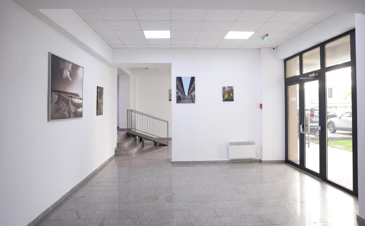 Vitan Central Oasis - Moon --Free Parking--Self Check-In-- Boekarest Buitenkant foto
