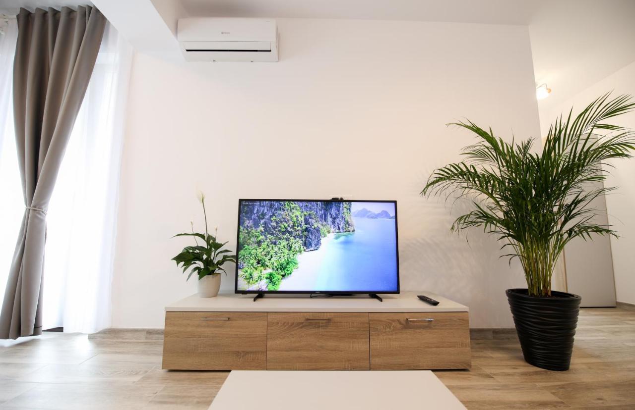 Vitan Central Oasis - Moon --Free Parking--Self Check-In-- Boekarest Buitenkant foto